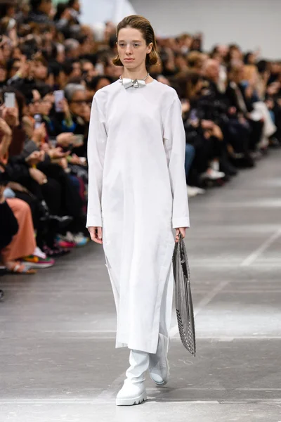 Look 39